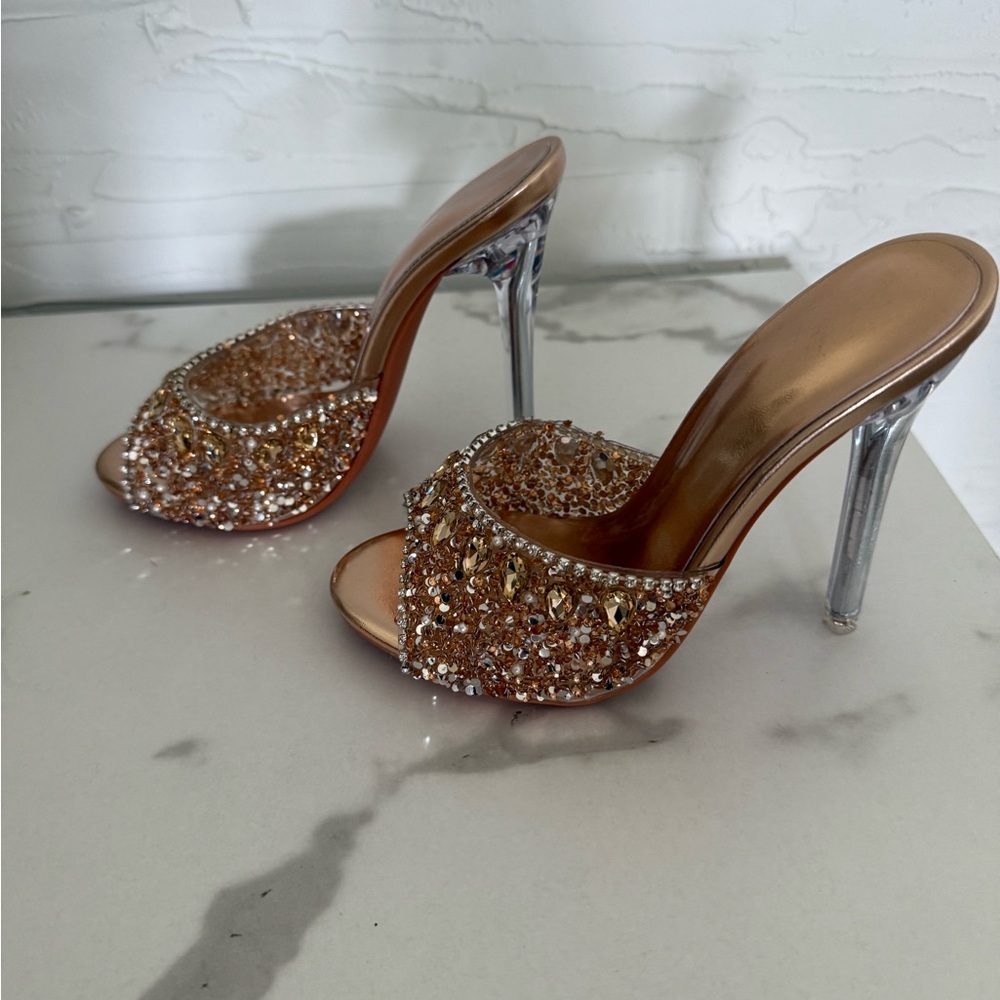 Elegant Gold Women's Heels